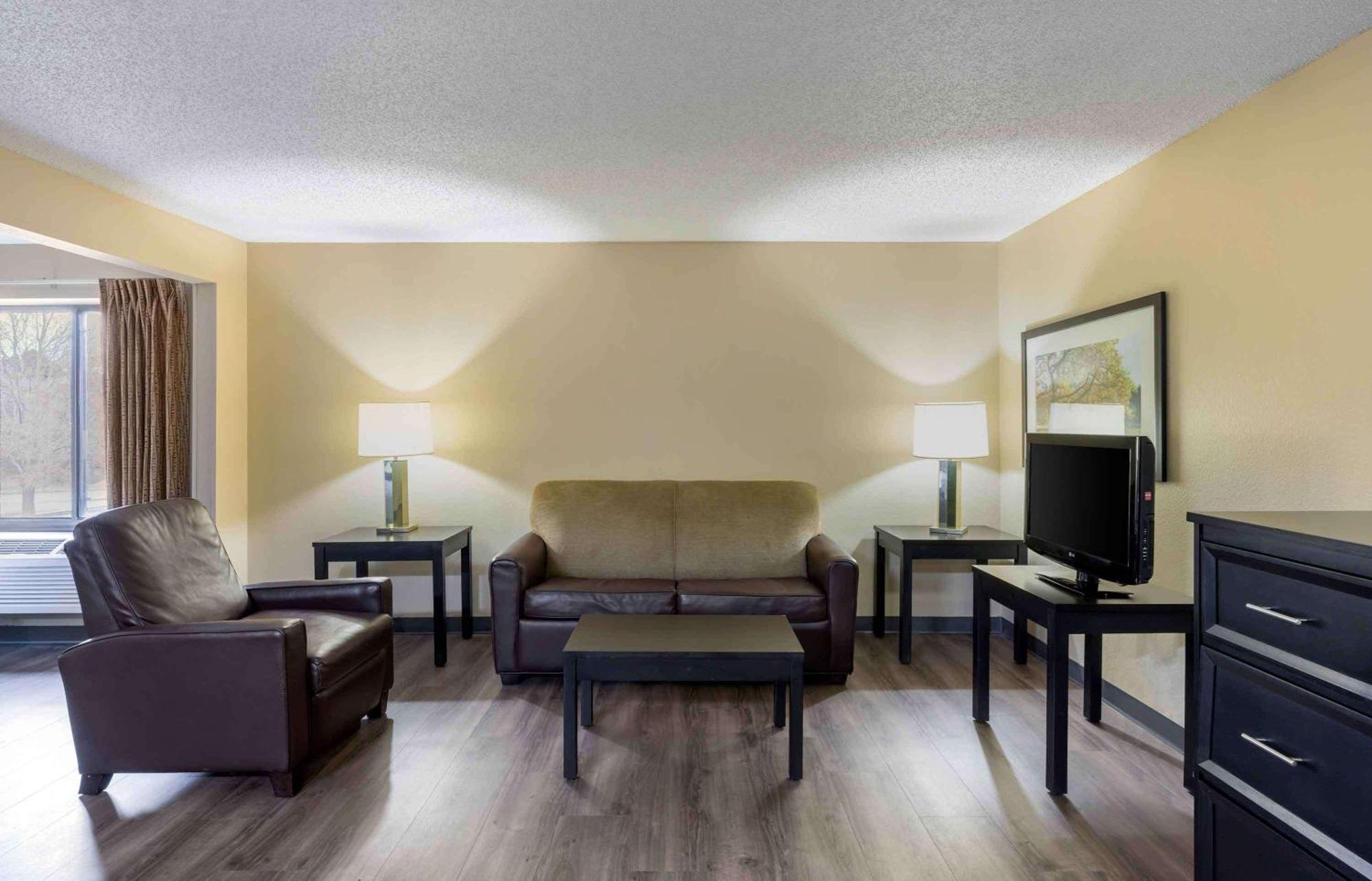 Extended Stay America Suites - Omaha - West Exterior photo