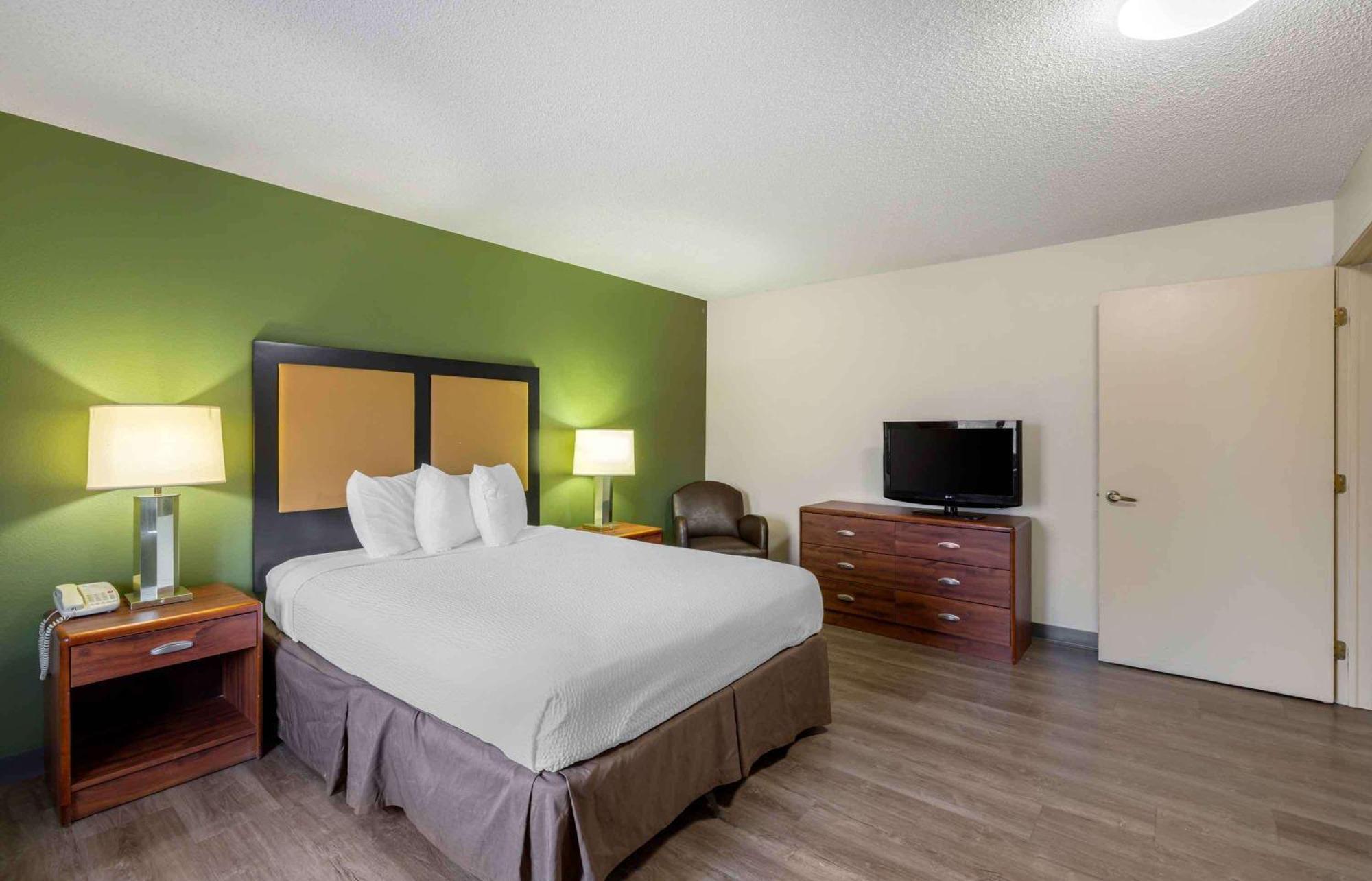 Extended Stay America Suites - Omaha - West Exterior photo